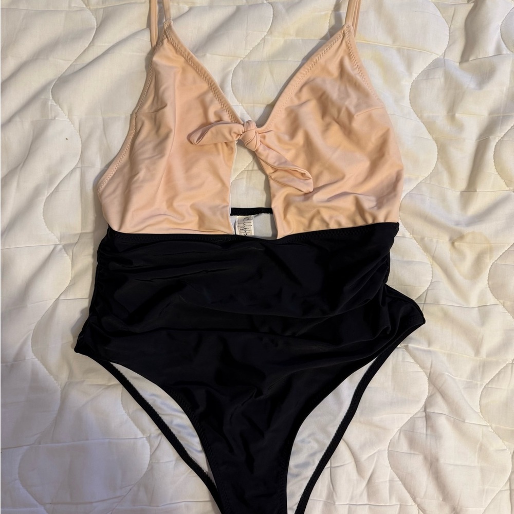 Cupshe Pink and Black One Piece Swimsuit